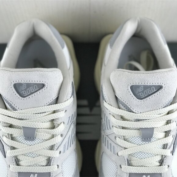 New Balance 9060 Light Blue Mens Sports Casual Shoes - Picture 5 of 14